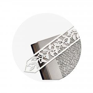 BOOK MARK PIERCED (L)